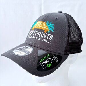 Footprints Beach Bar & Grill Nassau Bahamas Trucker Snapback Baseball Cap‎ Hat